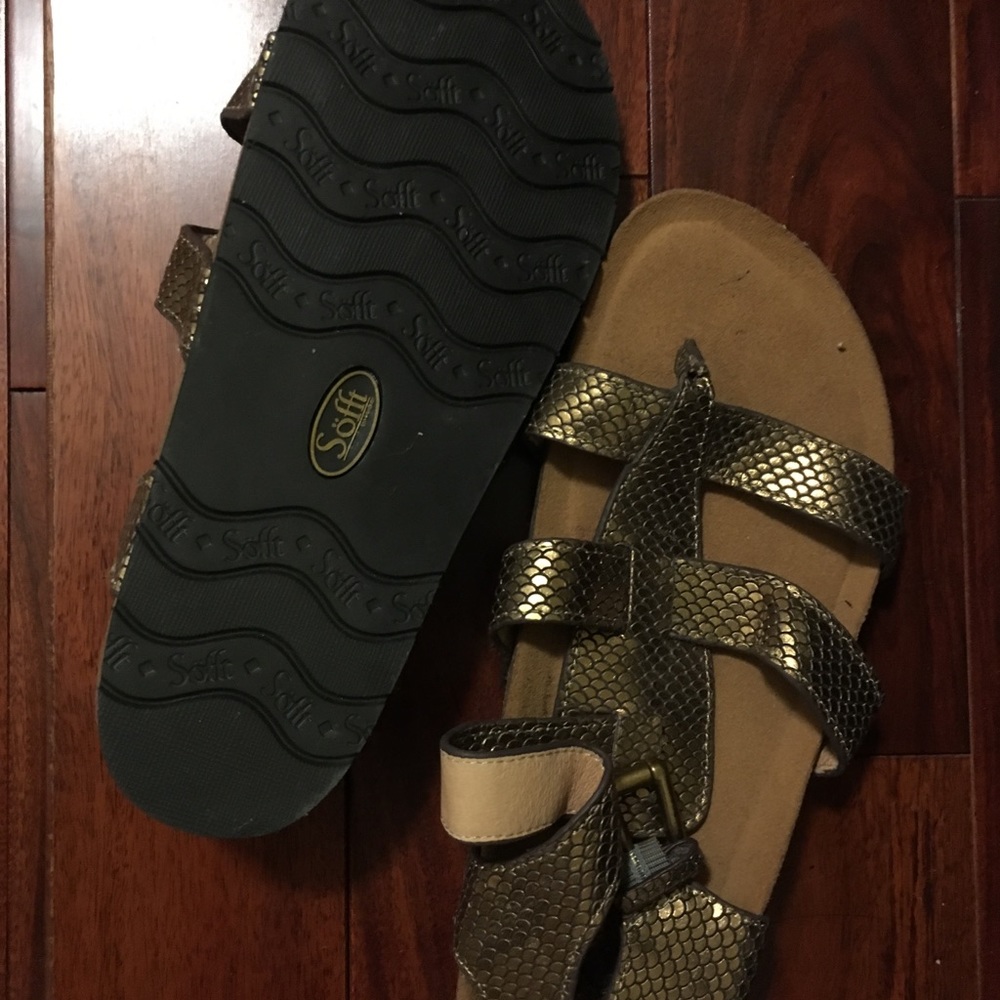 Soft shoes size 8